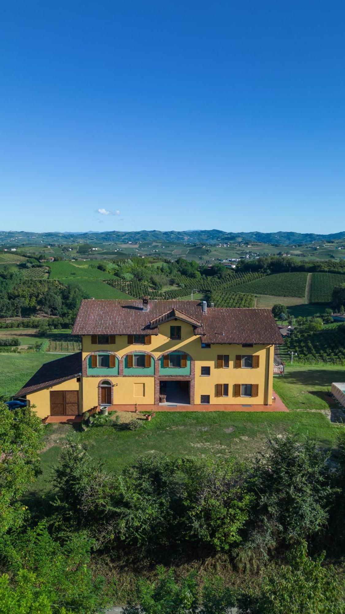 Agriturismo Cascina Reggio Castelnuovo  Bagian luar foto