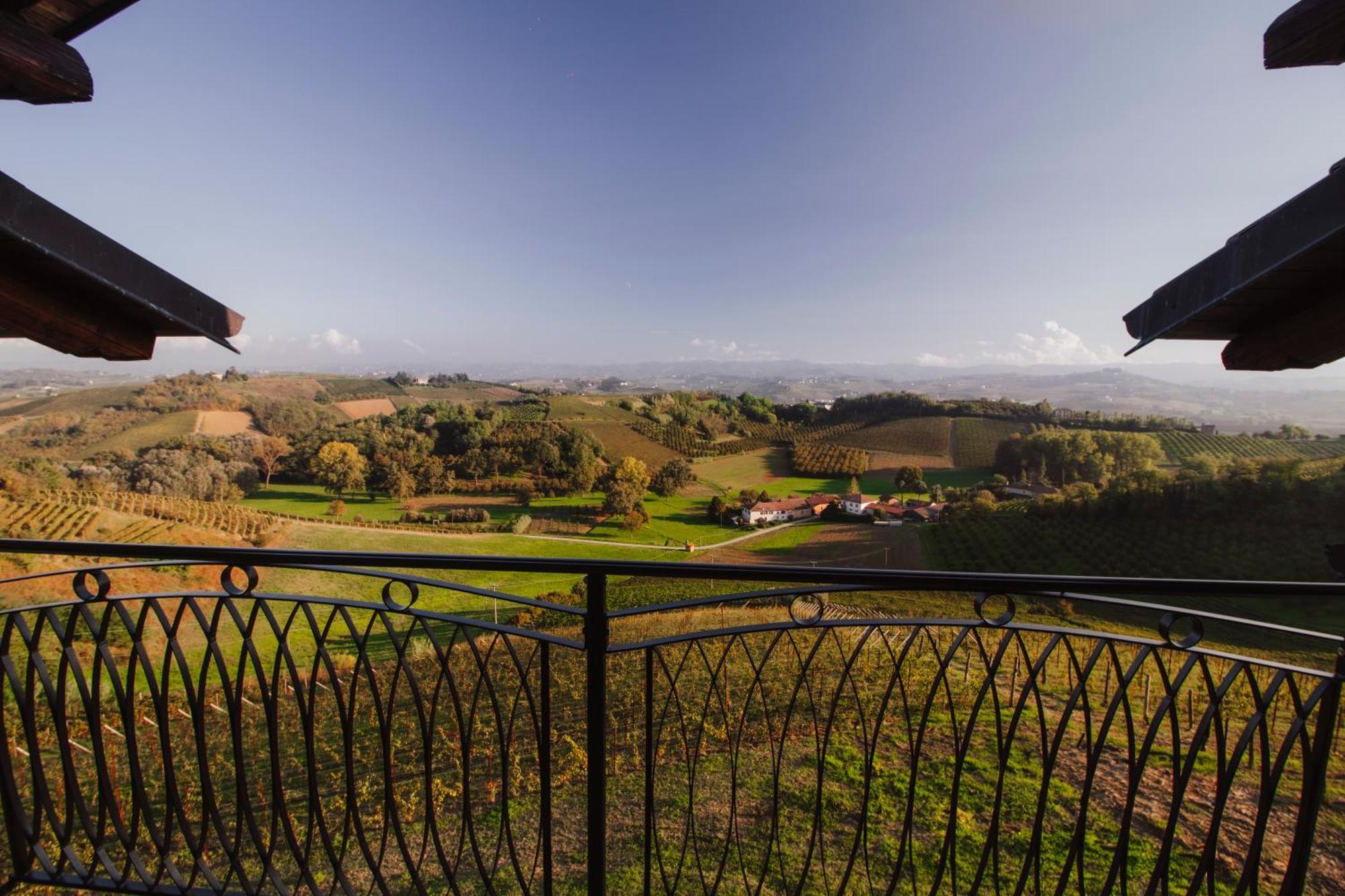 Agriturismo Cascina Reggio Castelnuovo  Bagian luar foto